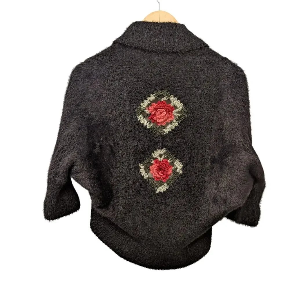 Vivid Importers NY Open Front Sweater Crochet Square Roses Y2K GrandmaCore Shrug